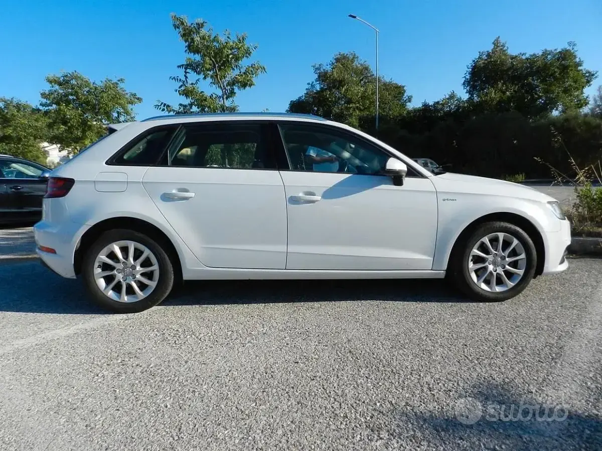 Usata Audi A3 110 CV (80 kW) 2015 Bianco Berlina