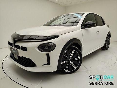 Usata Lancia Ypsilon 110 CV (80 kW) 2025 Bianco Utilitaria