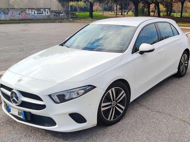 Usata Mercedes A180 Executive 116 CV (85 kW) 2019 Bianco Berlina