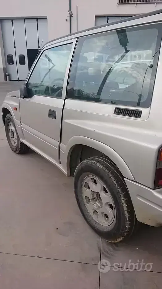 Usata Suzuki Vitara 87 CV (63 kW) 2004 SUV