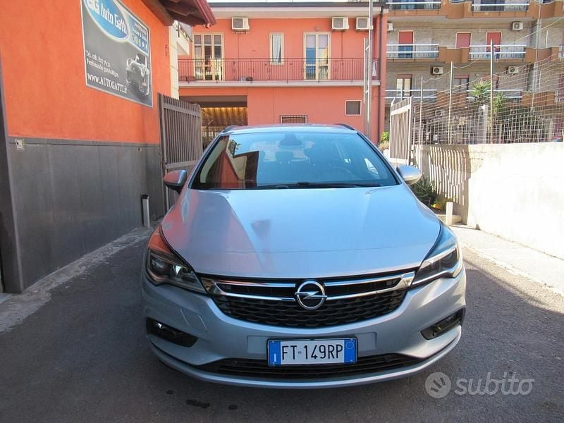 Usata Opel Astra Business 110 CV (80 kW) 2019 Grigio Station wagon