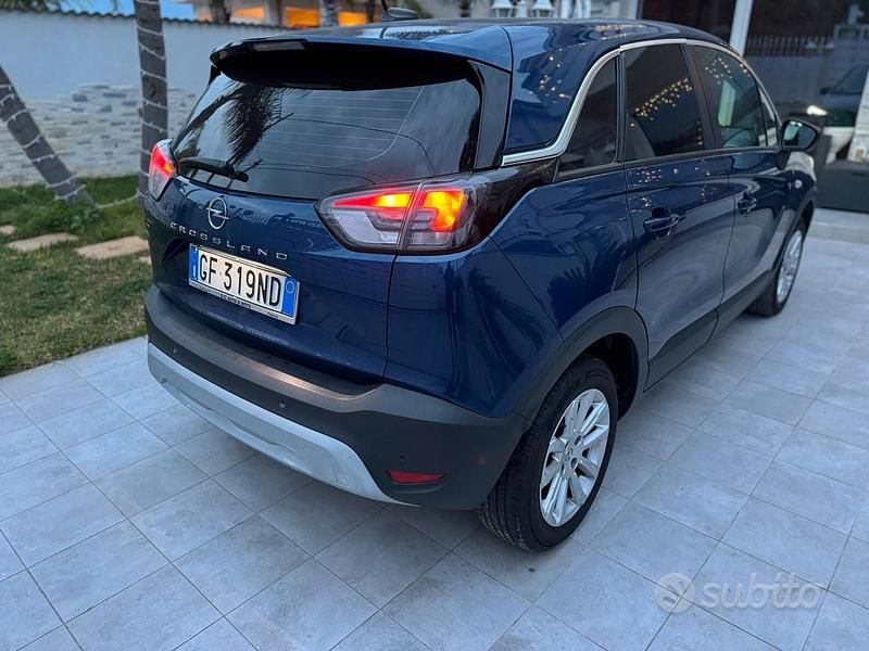 Usata Opel Crossland Ultimate 110 CV (80 kW) 2021 Blu SUV