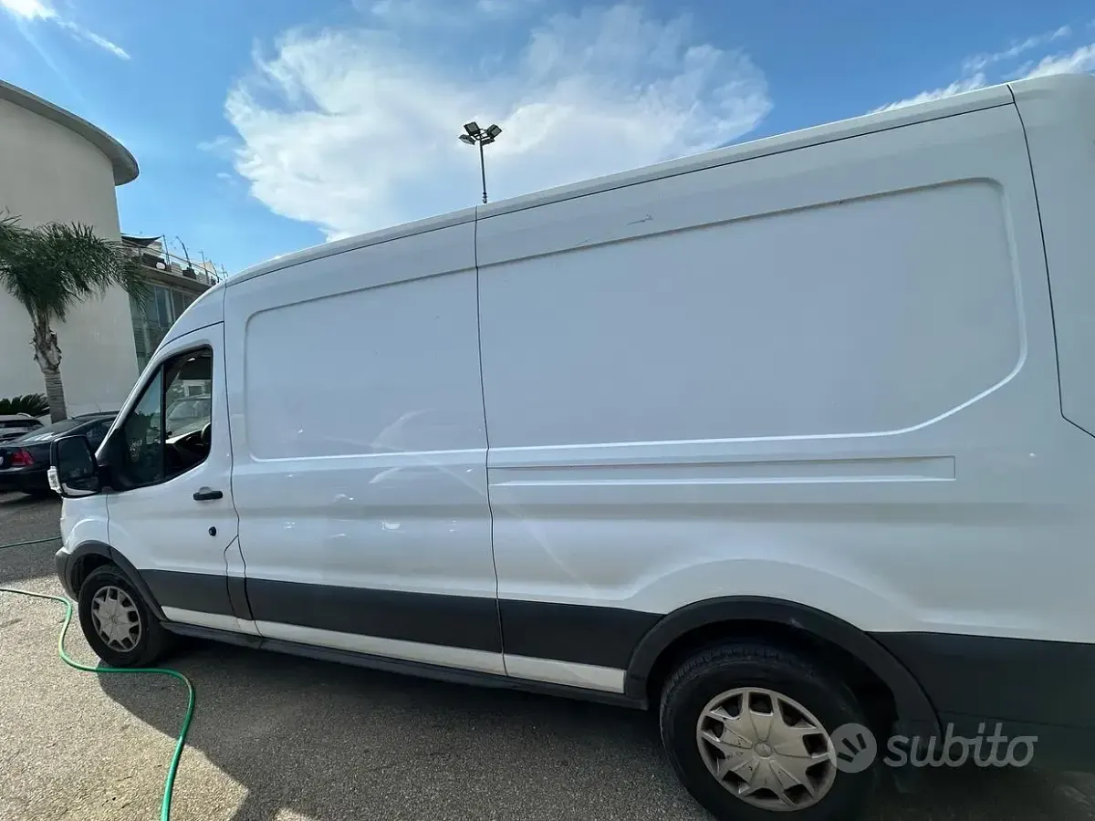 Usata Ford Transit 155 CV (114 kW) 2015 Bianco Furgone