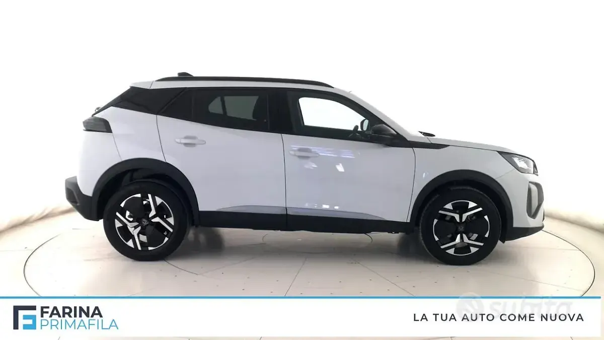 Usata Peugeot 2008 Allure 101 CV (74 kW) 2025 Bianco SUV