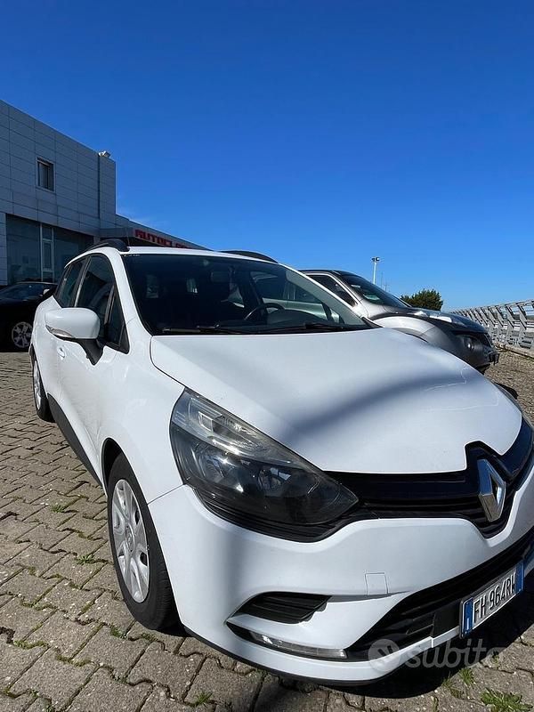 Usata Renault Clio GrandTour 75 CV (55 kW) 2017 Bianco Station wagon