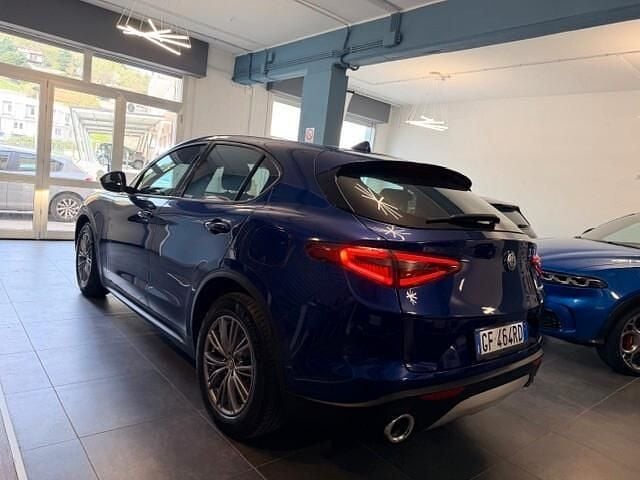Usata Alfa Romeo Stelvio Business 160 CV (117 kW) 2021 Blu SUV