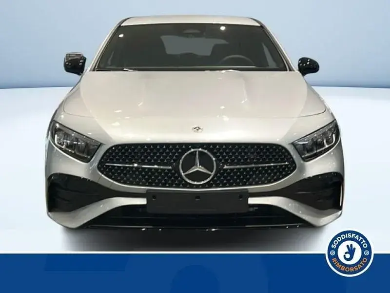 Nuova Mercedes 180 Advanced 115 CV (84 kW) 2026 Argento Berlina