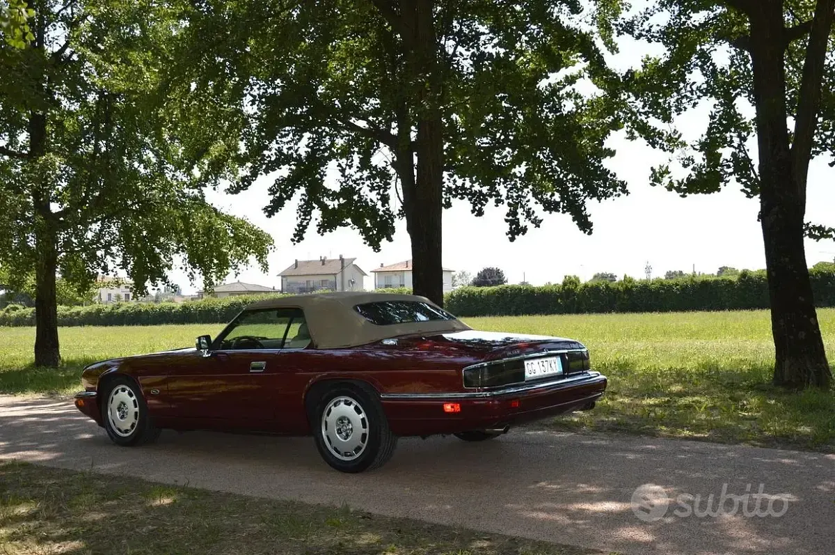 Usata Jaguar XJS 233 CV (171 kW) 1996 Rosso Cabrio