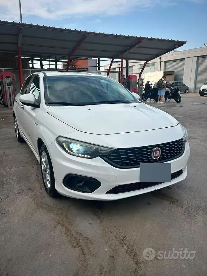 Usata Fiat Tipo 95 CV (69 kW) 2017 Bianco Berlina