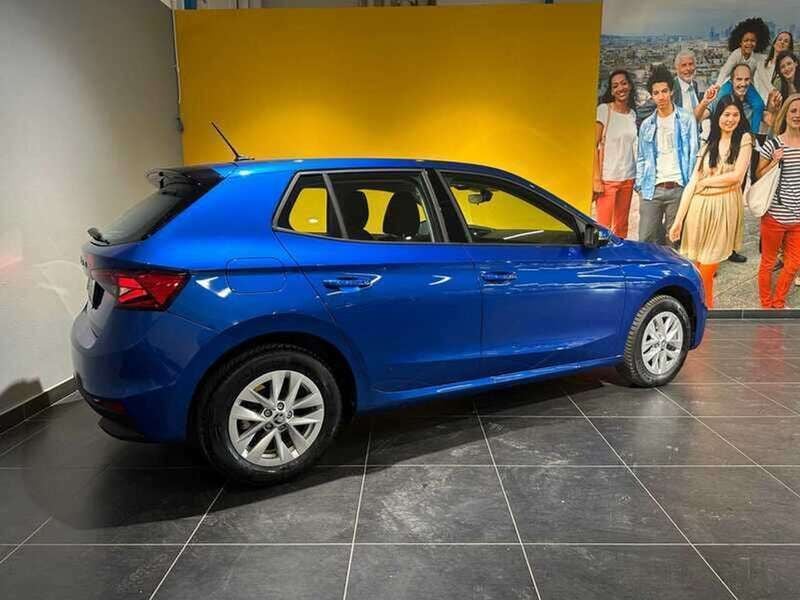 Usata Skoda Fabia Ambition 110 CV (80 kW) 2022 Blu/azzurro Utilitaria