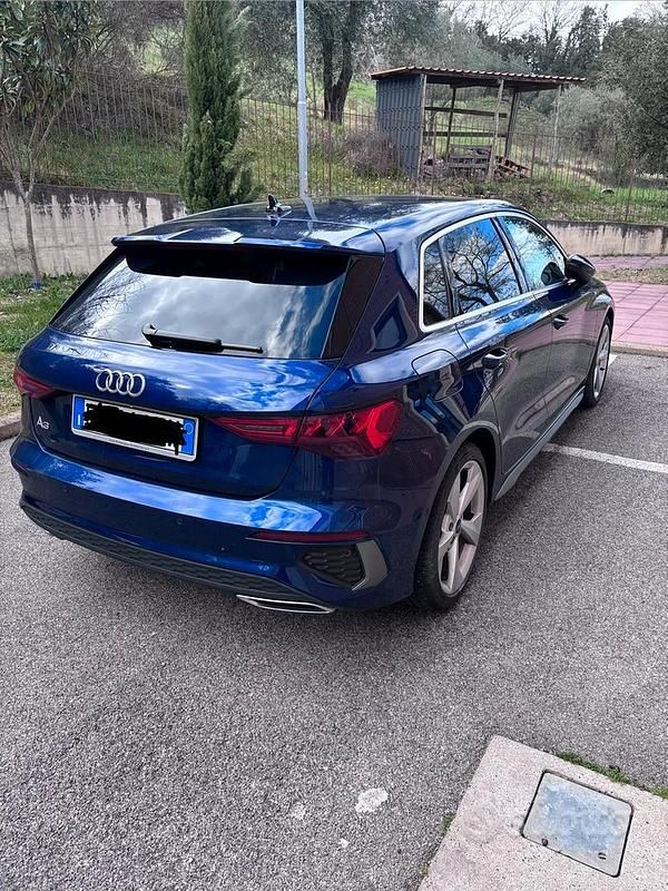 Usata Audi A3 S-Line 150 CV (110 kW) 2024 Blu Berlina
