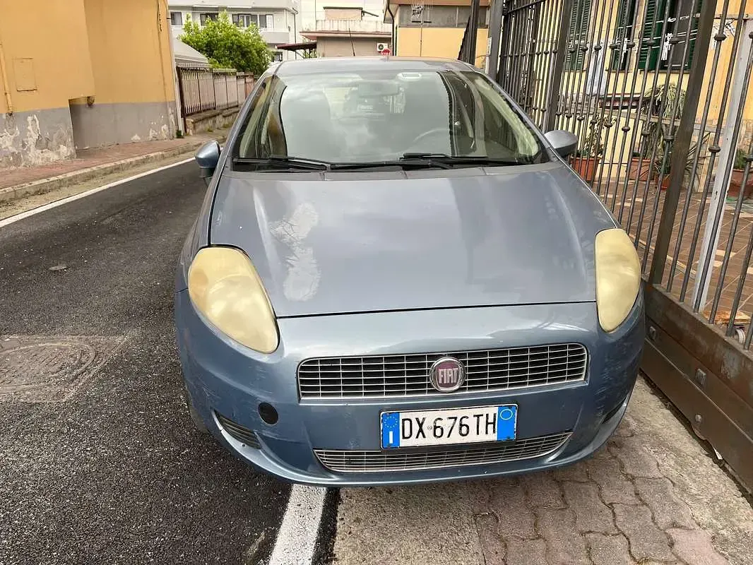 Usata Fiat Grande Punto Dynamic 77 CV (56 kW) 2009 Utilitaria