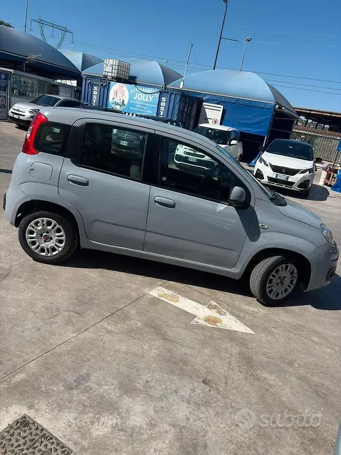 Usata Fiat Panda Easy 95 CV (69 kW) 2018 Grigio Utilitaria