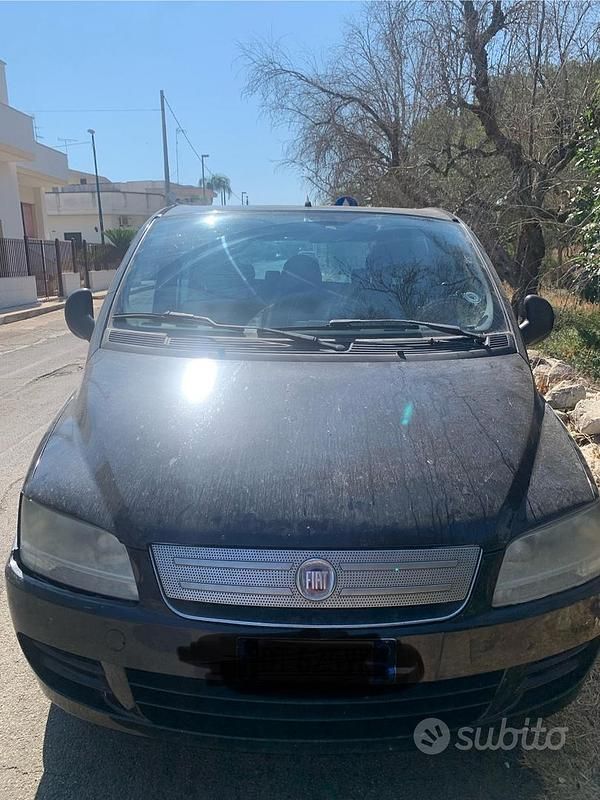 Usata Fiat Multipla 103 CV (75 kW) 2010 Nero Monovolume