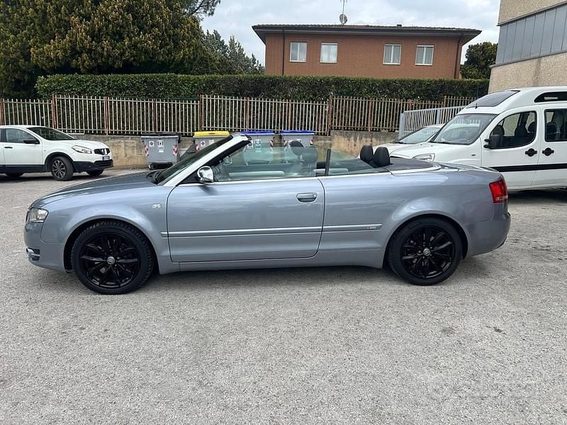 Usata Audi A4 Cabriolet 233 CV (171 kW) 2006 Argento Cabrio