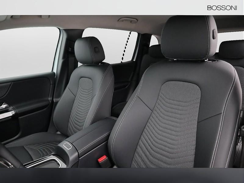 Nuova Mercedes GLB200 Advanced Plus 150 CV (110 kW) 2025 Argento SUV