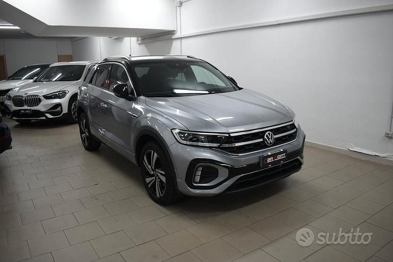 Usata VW T-Roc R-line 150 CV (110 kW) 2024 Grigio SUV