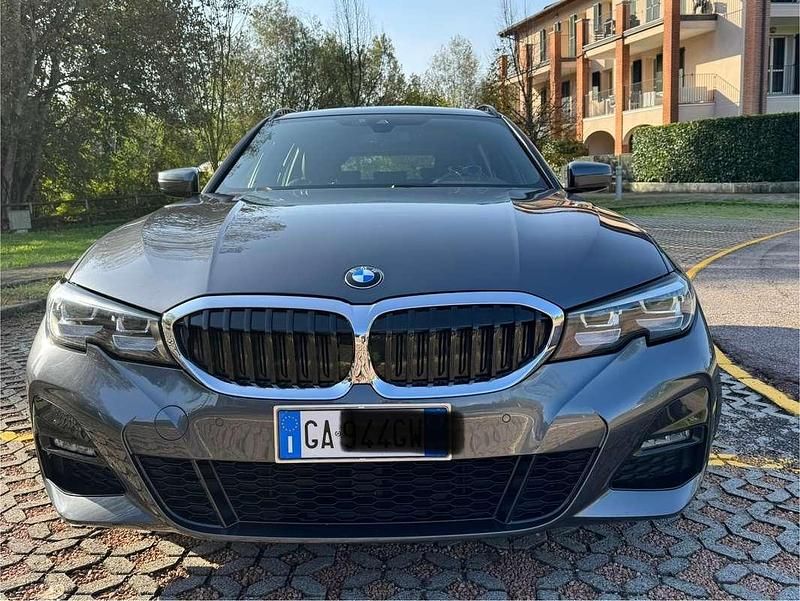 Usata BMW 318 M Sport 150 CV (110 kW) 2020 Grigio Station wagon