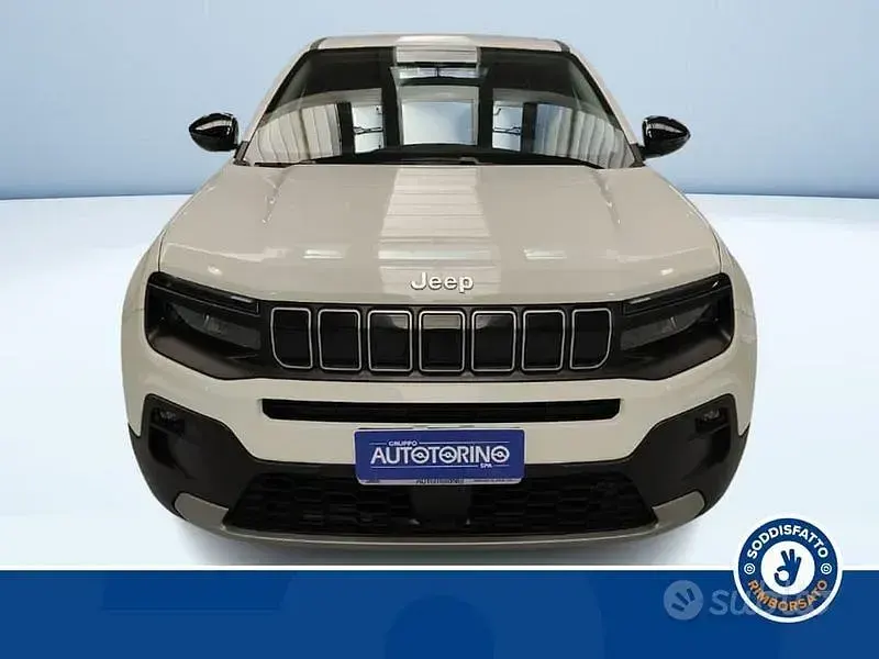 Usata Jeep Avenger Altitude 101 CV (74 kW) 2025 Bianco SUV