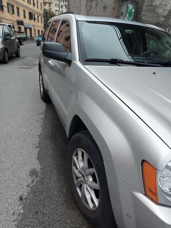 Usata Jeep Grand Cherokee Limited 218 CV (160 kW) 2006 Grigio SUV