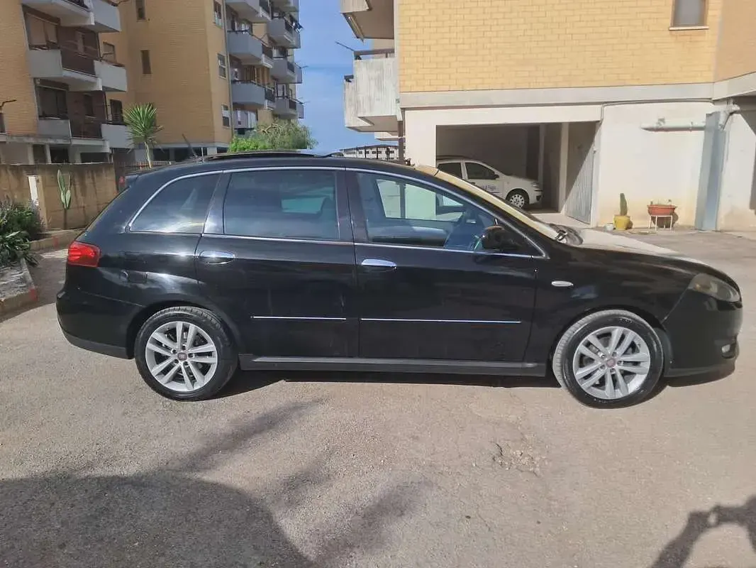 Usata Fiat Croma 150 CV (110 kW) 2010 Station wagon
