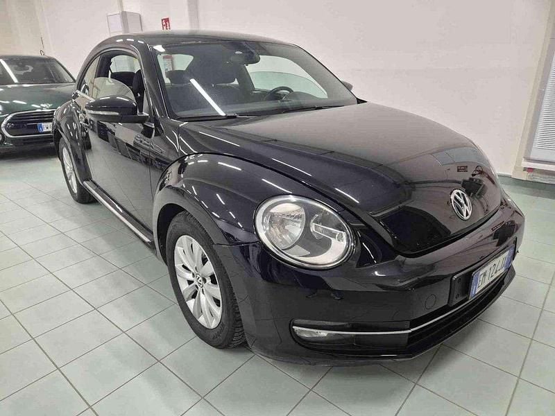 Nero metallizzato Usata 2012 VW Maggiolino Design Due volumi | 9400 € (Buon prezzo) - Immagine 1/4