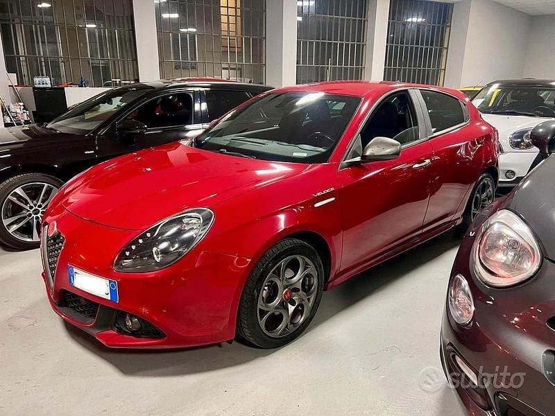 Rosso Usata 2017 Alfa Romeo Giulietta Veloce Due volumi | 10.500 € (Super prezzo) - Immagine 1/4