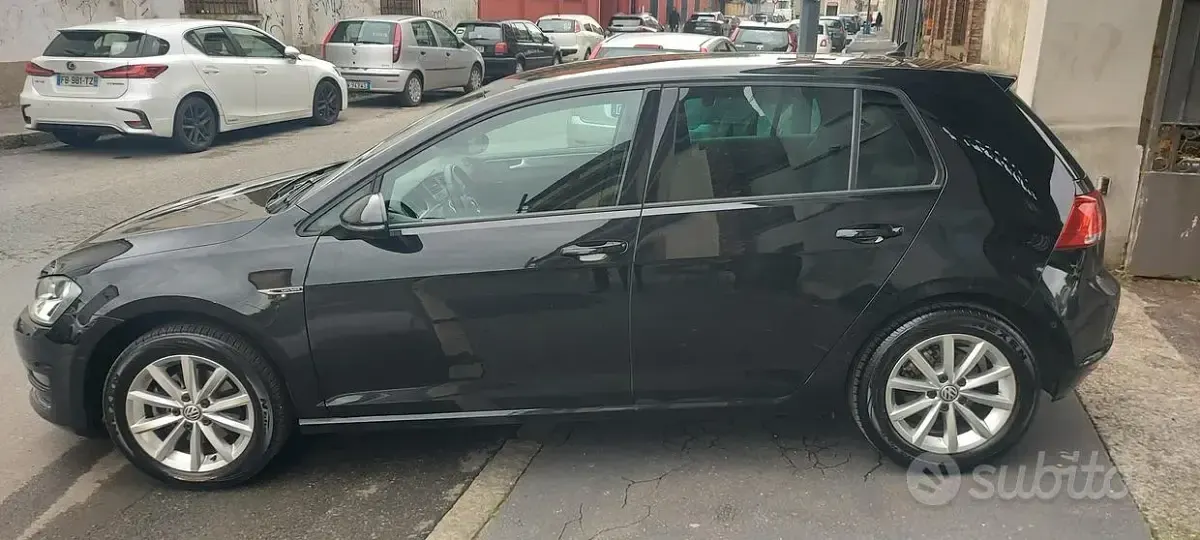Usata VW Golf VII Executive 110 CV (80 kW) 2016 Nero Berlina