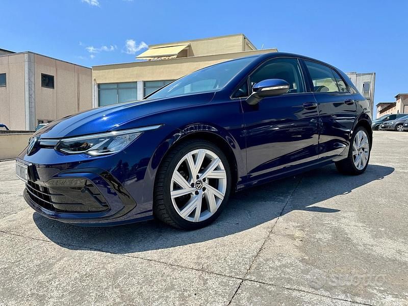 Usata VW Golf VII Style 150 CV (110 kW) 2021 Blu Utilitaria