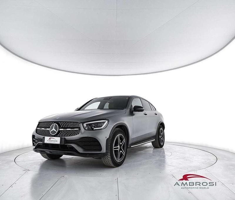 Grigio Usata 2019 Mercedes GLC220 Premium Plus Coupé | 29.500 € (Super prezzo) - Immagine 1/4