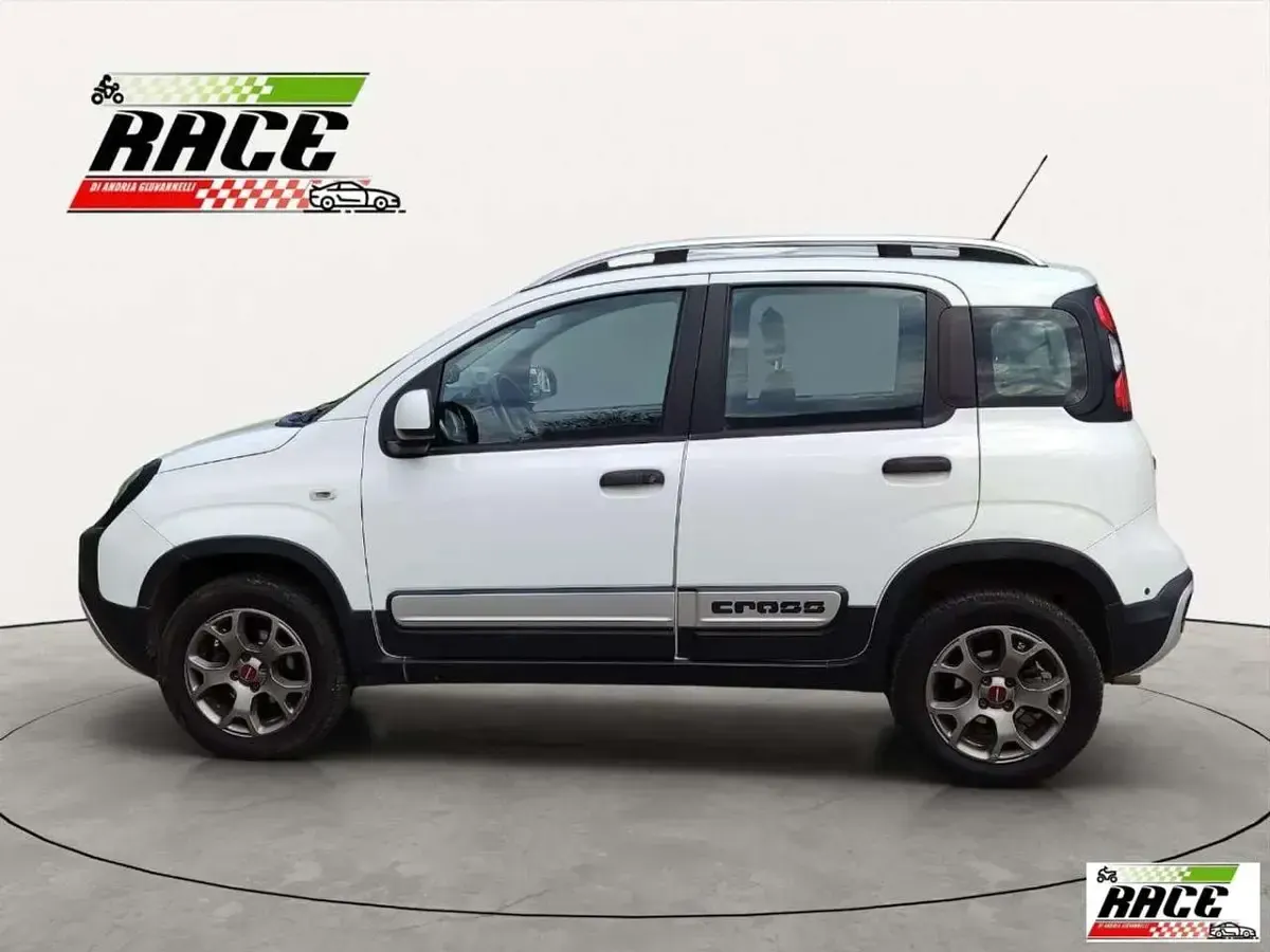Usata Fiat Panda Cross Cross 67 CV (49 kW) 2017 Bianco Utilitaria