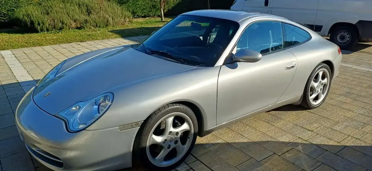 Usata Porsche 911 Carrera 320 CV (235 kW) 2001 Grigio Coupé