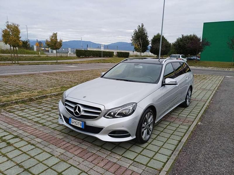 Usata Mercedes E250 Premium 204 CV (150 kW) 2014 Argento Station wagon