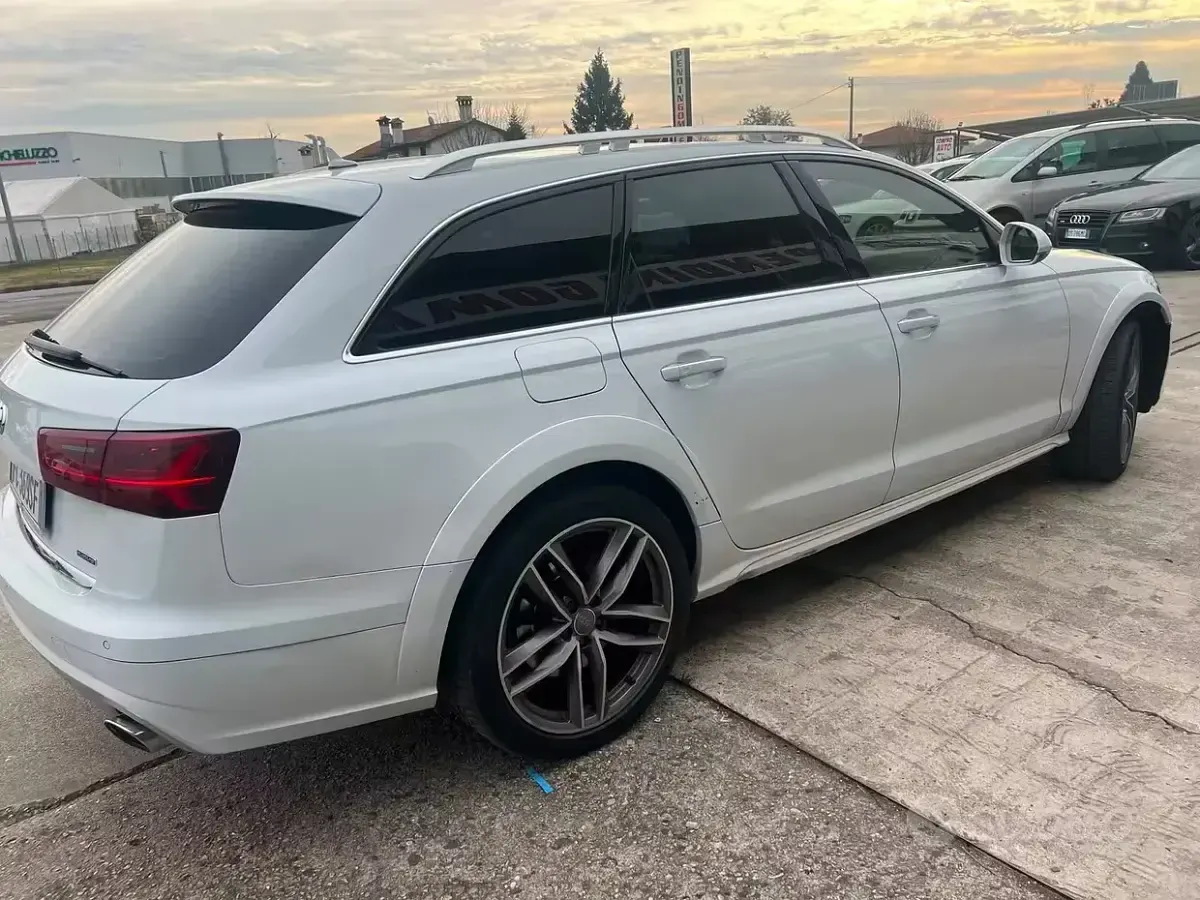 Usata Audi A6 Business 272 CV (200 kW) 2016 Bianco Station wagon