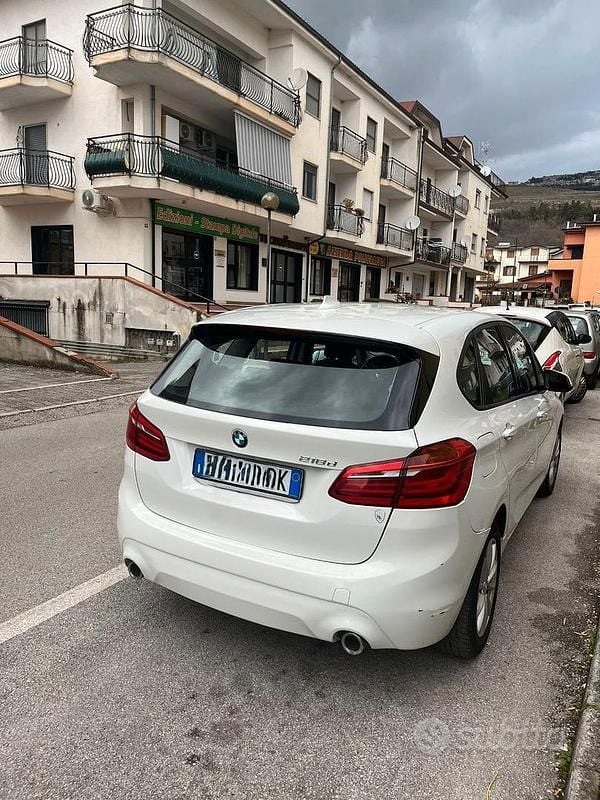 Usata BMW 218 150 CV (110 kW) 2018 Bianco Monovolume