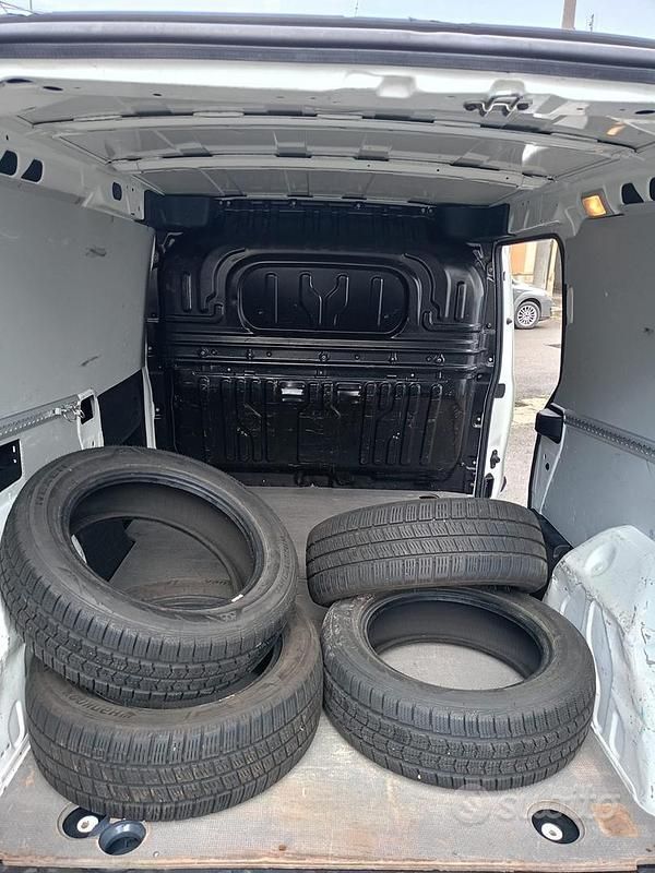Usata Fiat Doblò 105 CV (77 kW) 2018 Bianco Monovolume