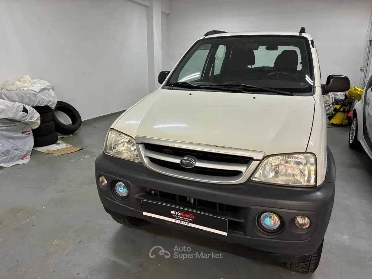Usata Daihatsu Terios 86 CV (63 kW) 2005 Bianco SUV