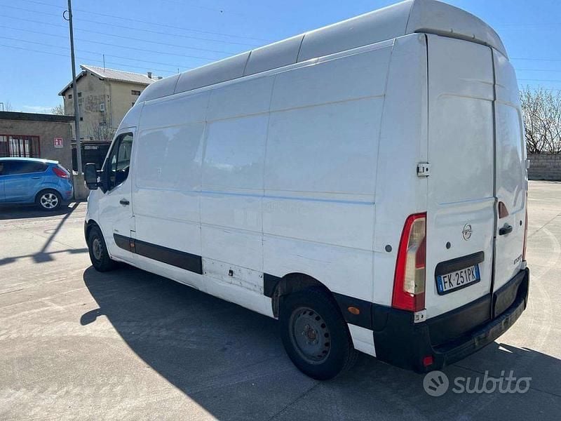 Usata Opel Movano 131 CV (96 kW) 2017 Bianco Monovolume