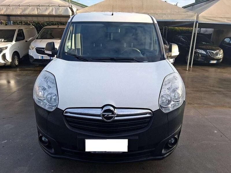 Usata Opel Combo 90 CV (66 kW) 2013 Bianco Monovolume