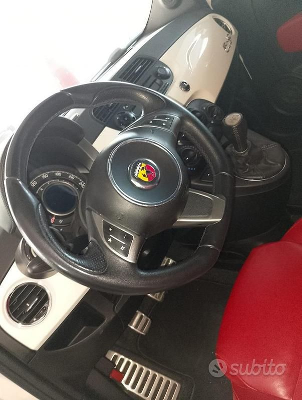 Usata Abarth 500 135 CV (99 kW) 2011 Bianco Utilitaria