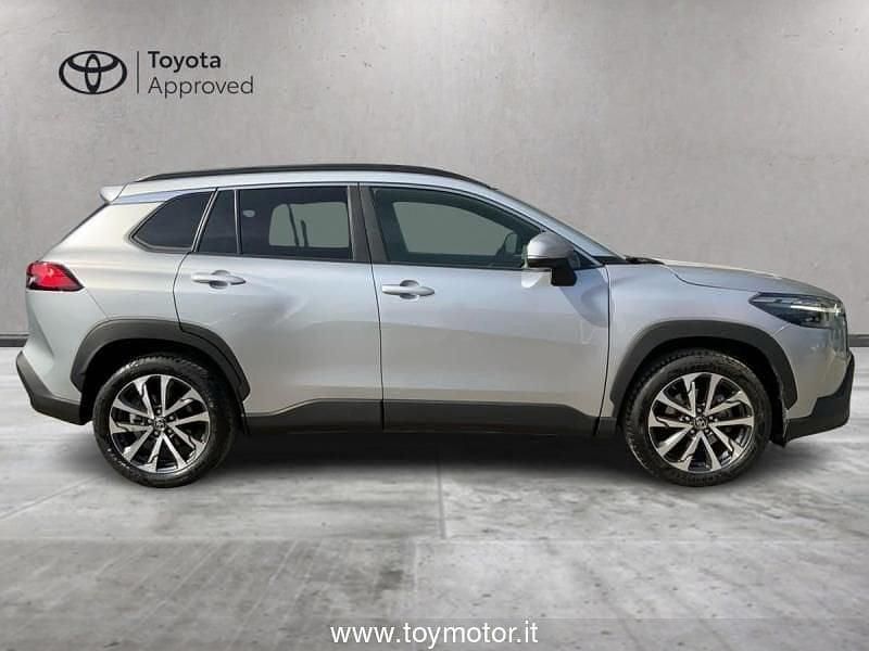 Usata Toyota Corolla Cross Trend 199 CV (146 kW) 2022 Grigio SUV