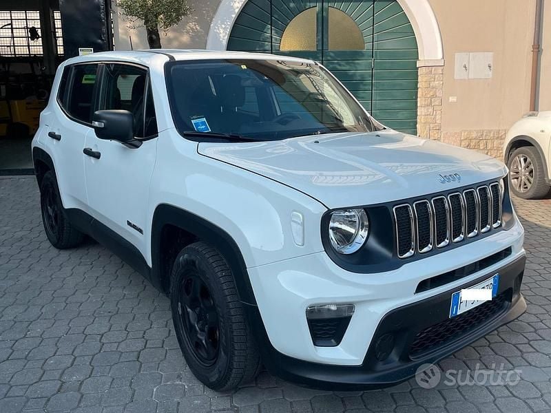 Usata Jeep Renegade Sport 120 CV (88 kW) 2019 Alpine white SUV