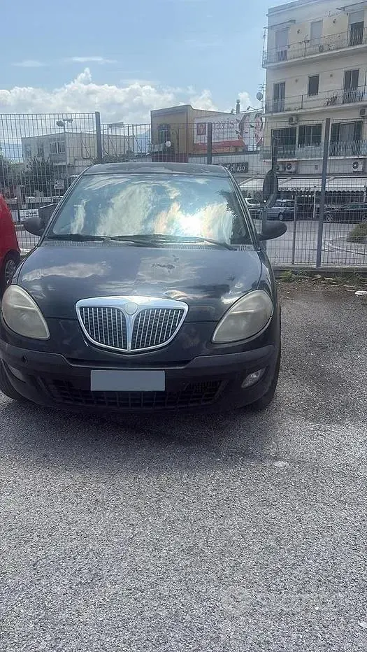 Usata Lancia Ypsilon 69 CV (50 kW) 2005 Utilitaria