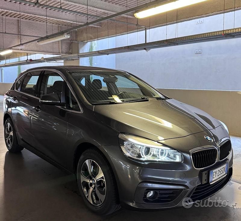 Usata BMW 218 Luxury Line 136 CV (100 kW) 2015 Grigio Station wagon