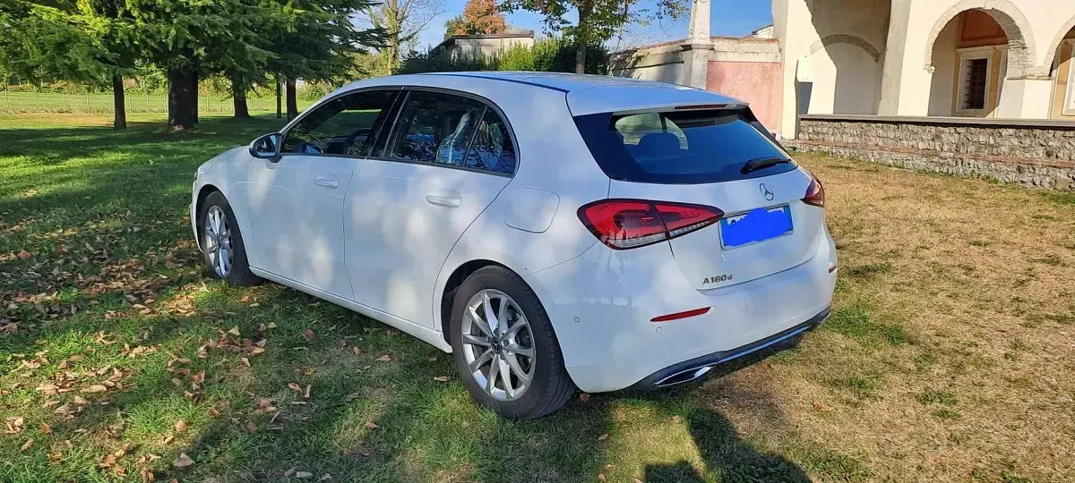 Usata Mercedes A180 Business 116 CV (85 kW) 2020 Berlina