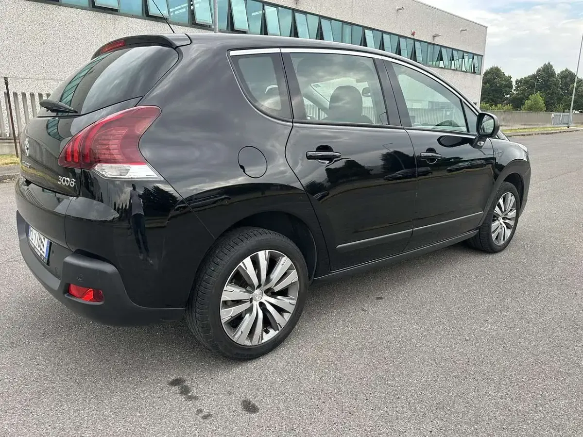 Usata Peugeot 3008 Active 114 CV (83 kW) 2015 Other Station wagon