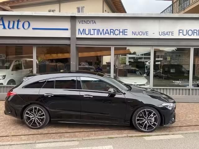 Usata Mercedes CLA35 AMG AMG 305 CV (224 kW) 2022 Nero Coupé