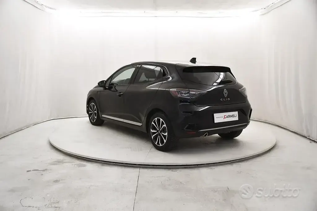 Usata Renault Clio V Techno 91 CV (66 kW) 2025 Nero Berlina