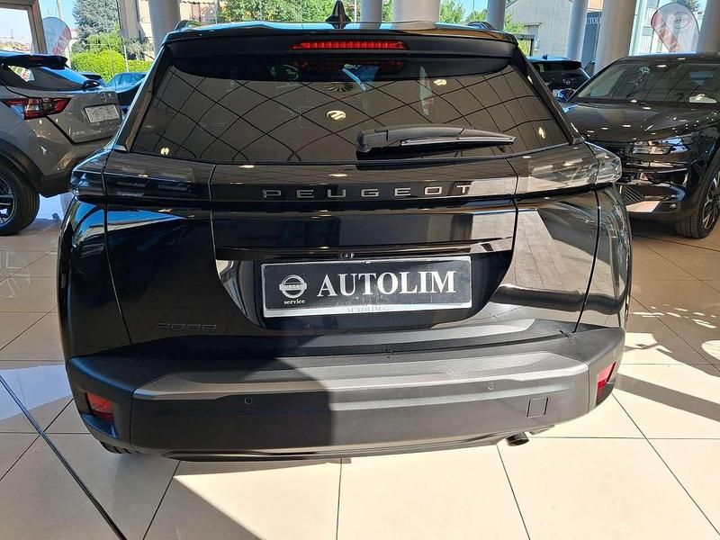 Usado Peugeot 2008 Allure+ 101 HP (74 kW) 2025 Preto SUV