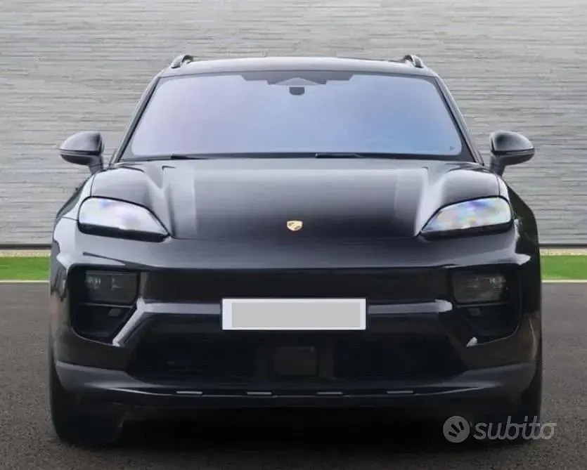Usata Porsche Macan 379 kW (516 CV) 2026 Nero SUV